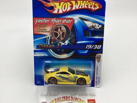 2006 Hot Wheels First Editions #019 Nissan Z Yellow FTE 82A For Cheap