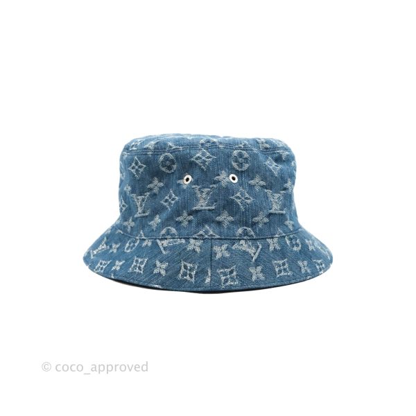 Louis Vuitton Monogram Essential Reversible Bucket Hat For Sale