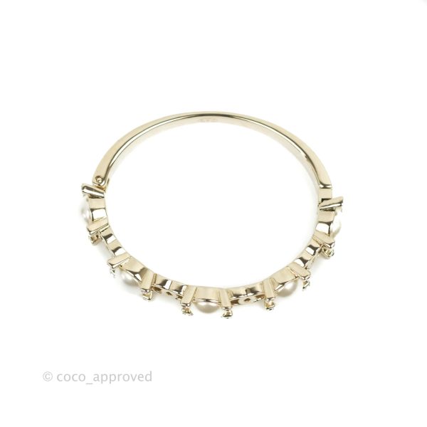 Chanel CC Crystal Pearl Bracelet Gold Tone 21A Online Hot Sale